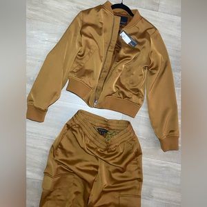 BNWT Banana Republic set!